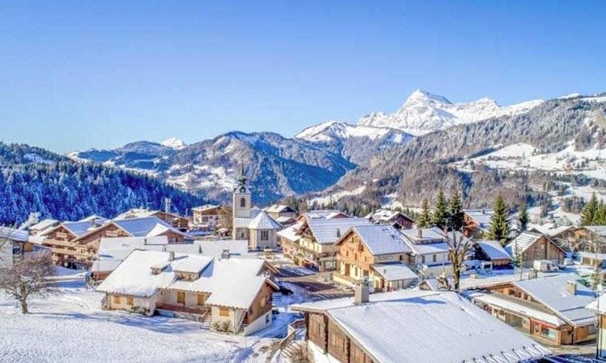 Notre-Dame-de-Bellecombe Apartamento | Homerez - Apto Vista Montaña - Notre-Dame