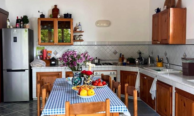 Tre Fontane Casa | Homerez - 200 m away from the beach! House for 6 ppl. with garden at Tre Fontane