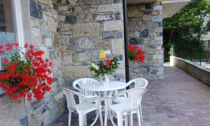 Livo Apartamento | Homerez - Amazing appartement for 4 ppl. with terrace at Livo