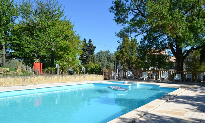 Laurac Villa | Homerez - Villa para 12 pers. con piscina compartida y balcón en Laurac