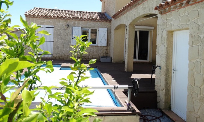 Florensac Villa | Homerez - Villa a 15 km de la playa para 4 pers. con piscina en Florensac