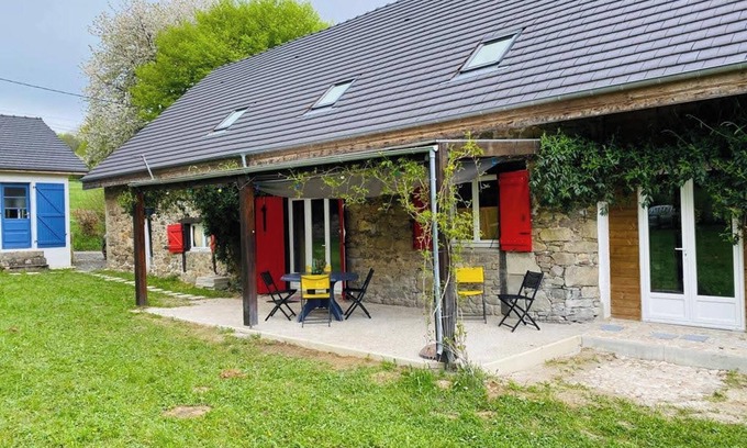 Orgnac-sur-Vezere Apartamento | Homerez - Apartamento Orgnac-sur-Vézère