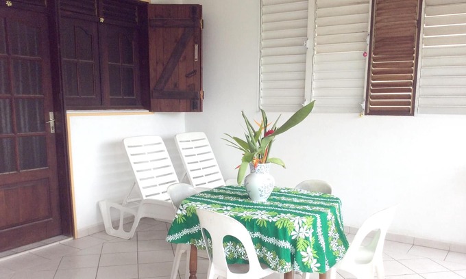 Petit-Canal Apartamento | Homerez - Apartement 8 km away from the beach for 4 ppl. at Petit Canal