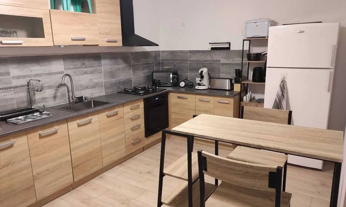 Nevy-sur-Seille Apartamento | Homerez - Apartamento en Nevy-sur-Seille.