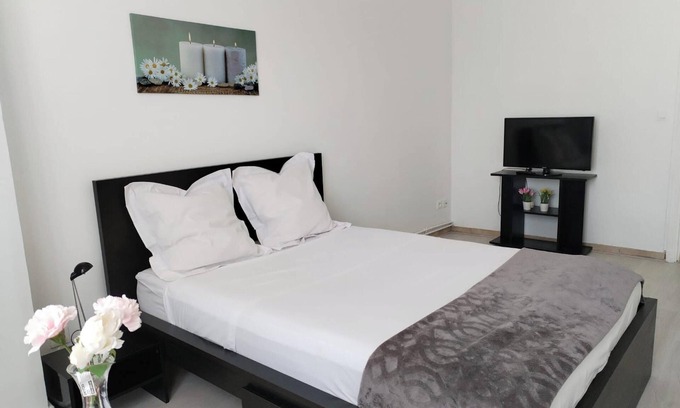La Courneuve Apartamento | Homerez - Apartamento en La Courneuve