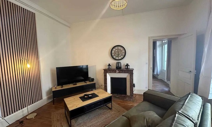 Moulins Apartamento | Homerez - Apartamento en Moulins