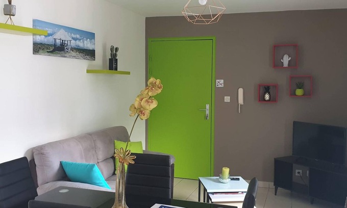 Sainte Marie Apartamento | Homerez - Apartment in Sainte-Marie - 40 m² + Balcony