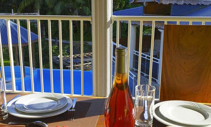 Lamentin Apartamento | Homerez - Apartamento a 10 km de la playa con piscina compartida y jacuzzi