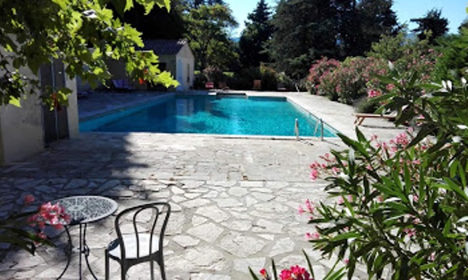 Violes Apartamento | Homerez - Appartement 11 km away from the beach for 2 ppl. with shared pool