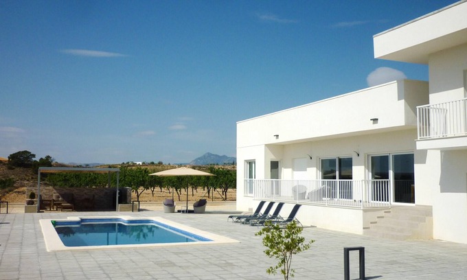 Abanilla Apartamento | Homerez - Apartamento para 4 pers. con piscina compartida y balcón en Macisvenda