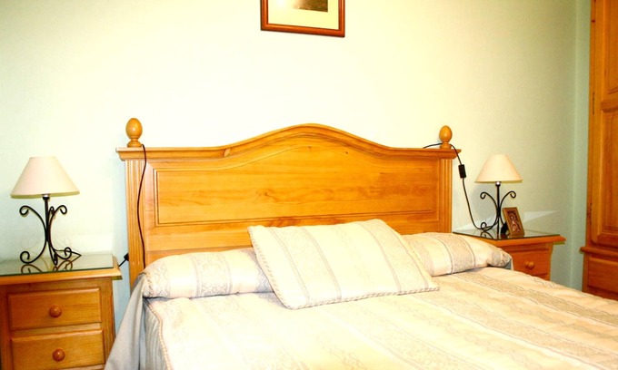 Arroyo Frio Apartamento | Homerez - Apartamento para 6 pers. con piscina compartida y jardín en La Iruela