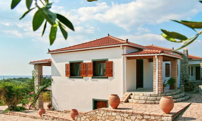 Skafidia Apartamento | Homerez - Apartamento a 2 km de la playa para 7 pers. con jardín en Agios Ilias