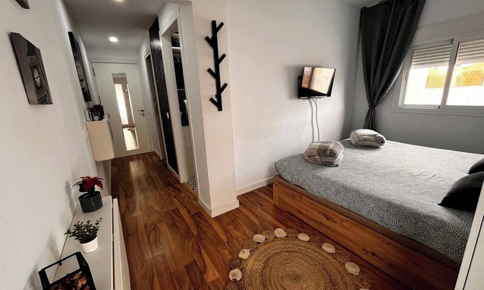 Cártama Apartamento | Homerez - Apto en Cártama, terraza.