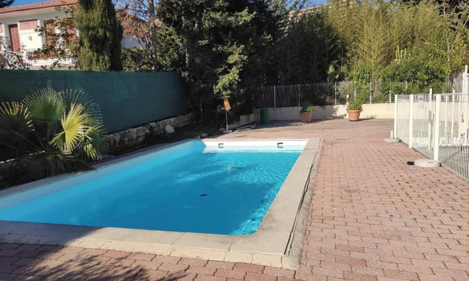 Fabron Apartamento | Homerez - Apto. en Niza con piscina