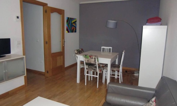 Zamora Apartamento | Homerez - Ap Zamora, Vista jardín.