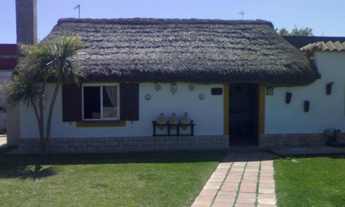 Sanlúcar de Barrameda Casa | Homerez - Casa luminosa en Sanlúcar – Chimenea