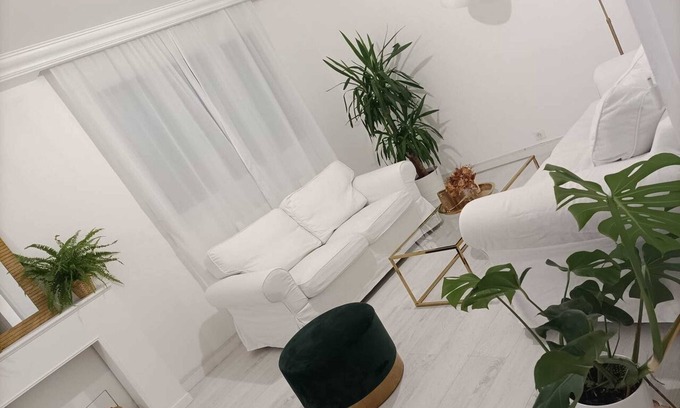 Villeneuve-le-Roi Apartamento | Homerez - Beautiful appartement for 8 ppl. with terrace at Villeneuve-le-Roi