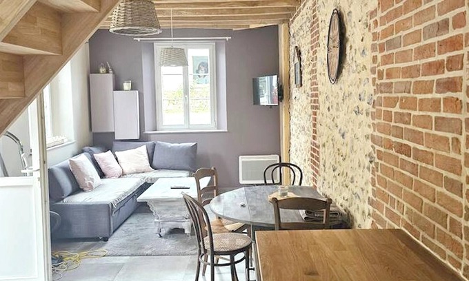 Neuf-Marche Casa | Homerez - Beautiful house for 4 ppl. with garden and terrace at Neuf-Marché