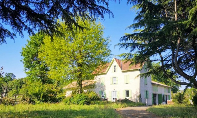 Saubrigues Casa | Homerez - Big house for 14 ppl. with terrace at Saubrigues