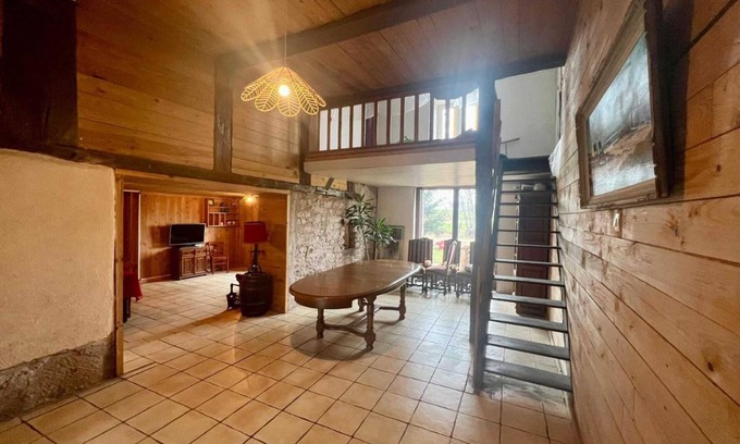 Pays des Vosges Saonoises Casa | Homerez - Big house for 12 ppl. with terrace at Belmont