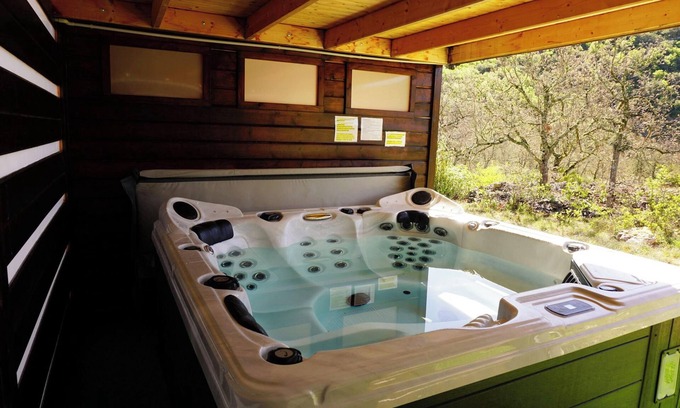 Simiane-la-Rotonde Casa | Homerez - Encantadora Casa en Simiane-la-Rotonde con piscina