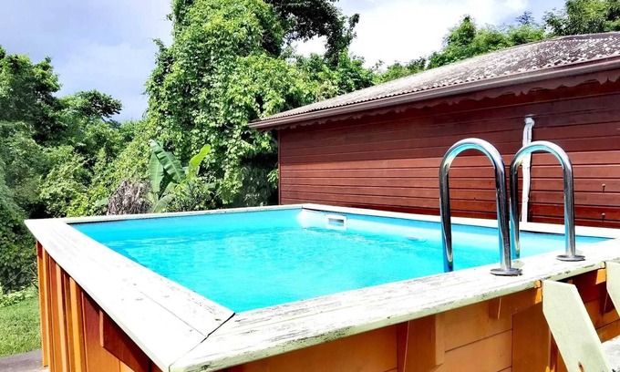 Mare Gailard Casa | Homerez - Encantador Bungalow en Le Gosier con Terraza