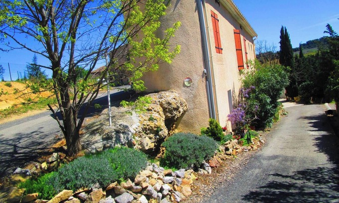 Tournissan Casa | Homerez - Casa rural encantadora en Tournissan con gran jardín