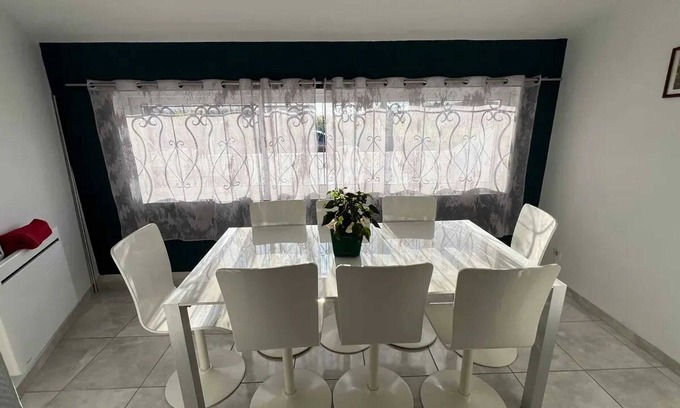Lagord Casa | Homerez - Encantadora casa en Lagord con jardín privado