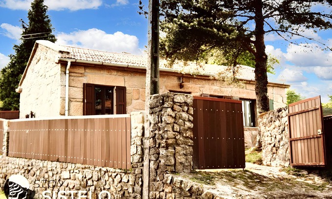 Sistelo Casa | Homerez - Casa encantadora en Sistelo + Vista a la montaña