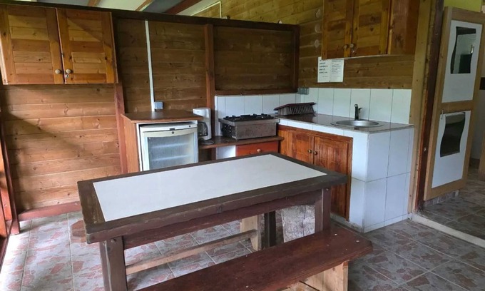 Goyave Casa | Homerez - Acogedor bungalow en Goyave con vista al jardín
