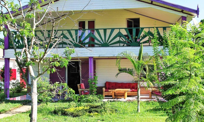 Foulpointe Villa | Homerez - Villa para 8 pers. con vistas al mar y jardín en Foulpointe Madagascar