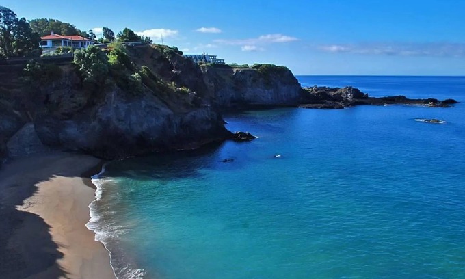Caloura Casa | Homerez - Elegant res. in Agua De Pau