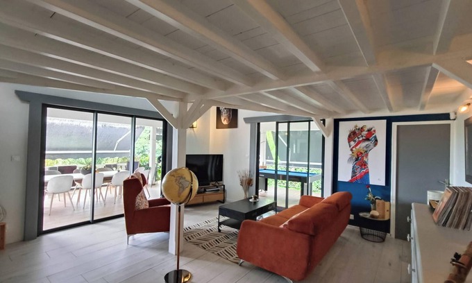 Jabrun Villa | Homerez - Elegante Villa en Morne-à-l'Eau + Piscina Privada