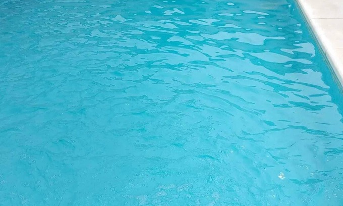 Penaflor Villa | Homerez - Villa elegante en Peñaflor con piscina privada