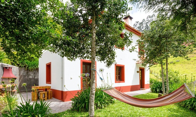 Camacha Casa | Homerez - Casa a 12 km de la playa para 5 pers. con terraza y balcón en Camacha