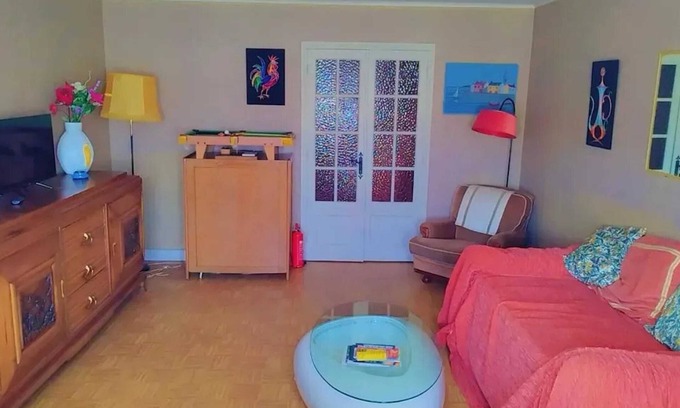 Bugeat Casa | Homerez - Casa familiar en Bugeat con jardín acogedor