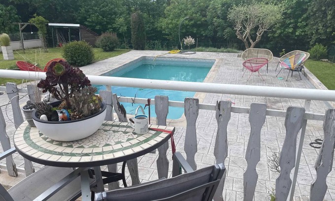 Saint-Laurent-de-Neste Villa | Homerez - Villa en Saint-Laurent-de-Neste
