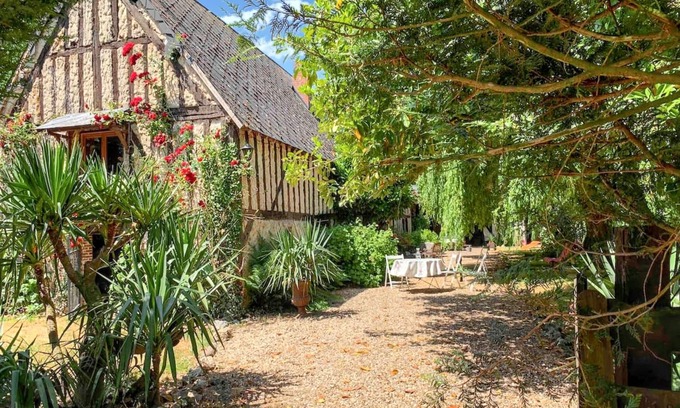 Dame-Marie Casa | Homerez - Casa Dame-Marie con jardín