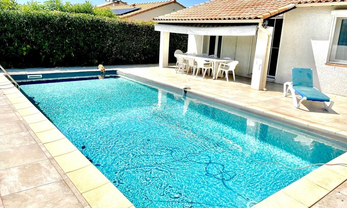 La Calmette Casa | Homerez - Bonita casa para 3 pers. con piscina, jardín y terraza en La Calmette