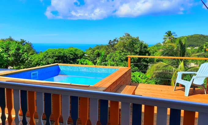 Cafeiere Casa | Homerez - House for 3 ppl. with swimming-pool, sea view and garden at Deshaies