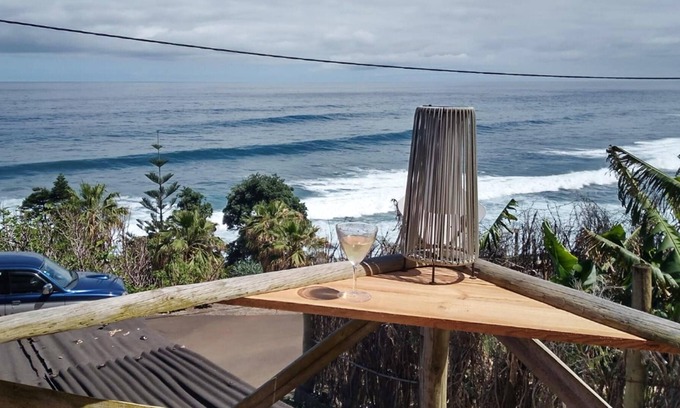 Sao Jorge Casa | Homerez - Casa para 5 pers. con vistas al mar, jardín y terraza en São Jorge