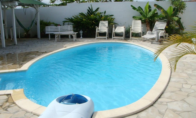 Morne-A-l'Eau Casa | Homerez - House for 6 ppl. with swimming-pool and terrace at Morne-À-l'Eau