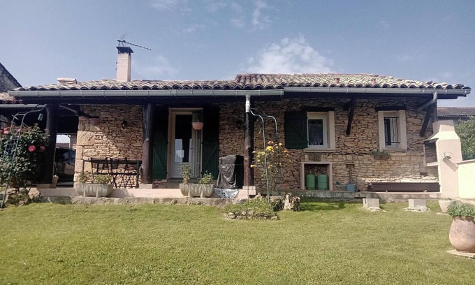 Arnaud-Guilhem Casa | Homerez - Casa en Arnaud-Guilhem