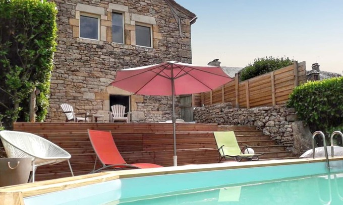 Pierrefiche Casa | Homerez - Casa con carácter en Pierrefiche con piscina privada
