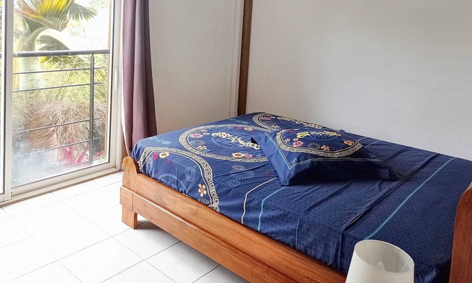 Saint-Andre Casa | Homerez - Casa encantadora en Saint-André con vista a la montaña