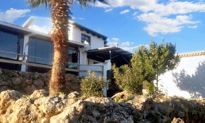 Loja Villa | Homerez - Villa lujosa en Loja con piscina privada