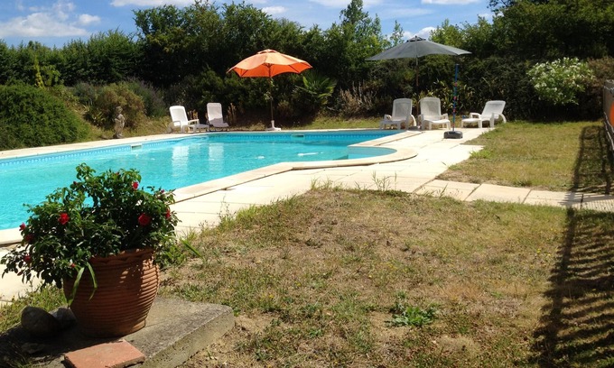 Cailhau Otro | Homerez - Mansion for 10 ppl. with swimming-pool, garden and terrace at Cailhau