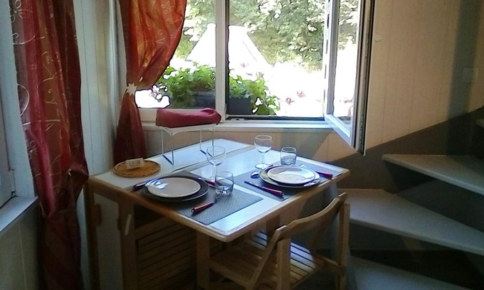 Les Authieux-Papion Apartamento | Homerez - Nice appartement for 2 ppl. with terrace at Les Authieux Papion