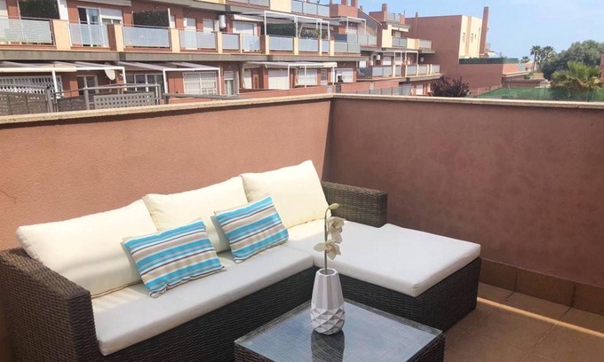 Monte Faro Apartamento | Homerez - Apartamento a 1 km de la playa para 6 pers. con piscina compartida