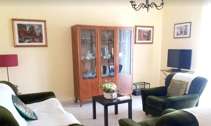 Casole Bruzio Apartamento | Homerez - Nice apartement for 3 ppl. with garden and balcony at Scalzati